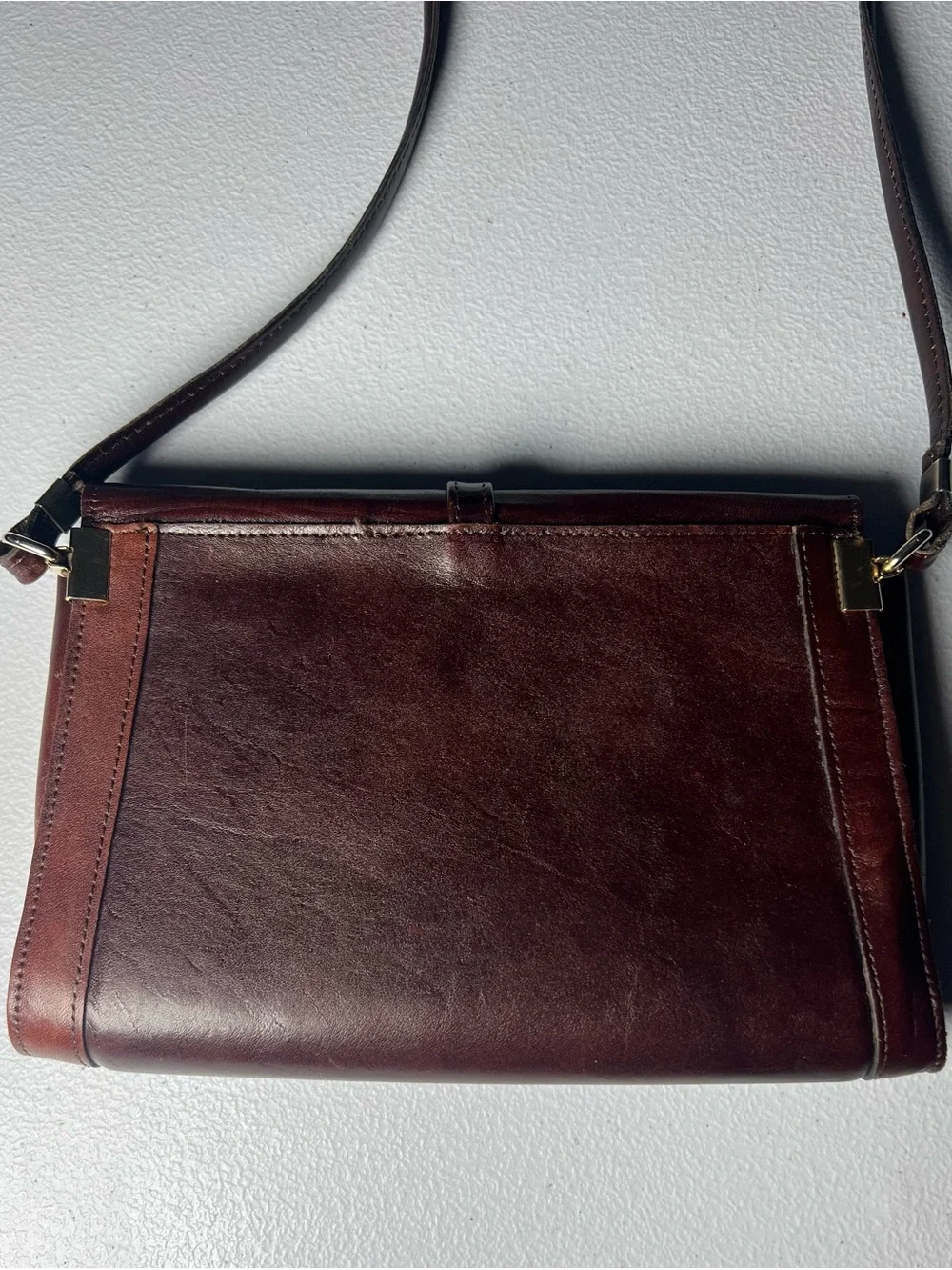 Vintage Two Tone Brown Leather Crossbody With Golden  Hardware And Clip Closure